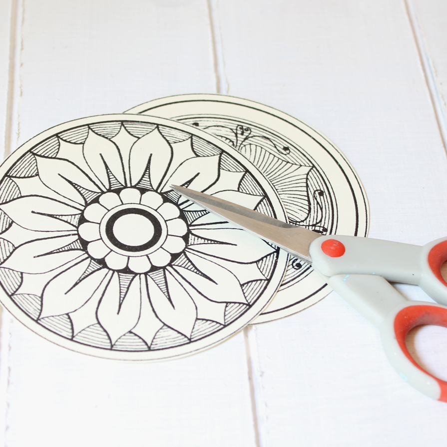 Paper Medallions with Scissors