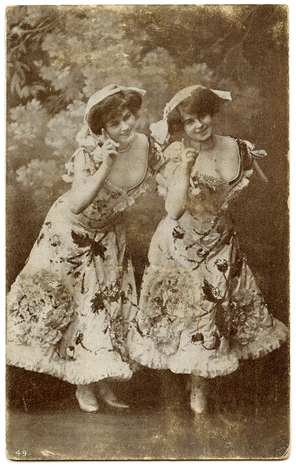 Old Photo - Fancy Dancers - The Graphics Fairy