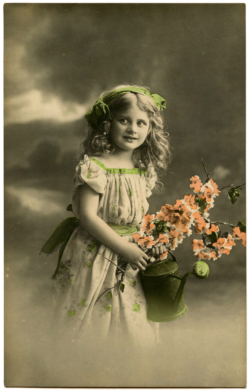 Old Photo - Pretty Little Garden Girl - The Graphics Fairy