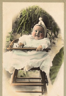 Free Vintage Clip Art - Old Pictures - Funny Babies - The Graphics Fairy