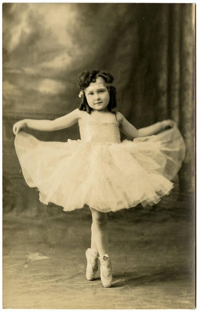 Old Photo Ballerina Girl - The Graphics Fairy