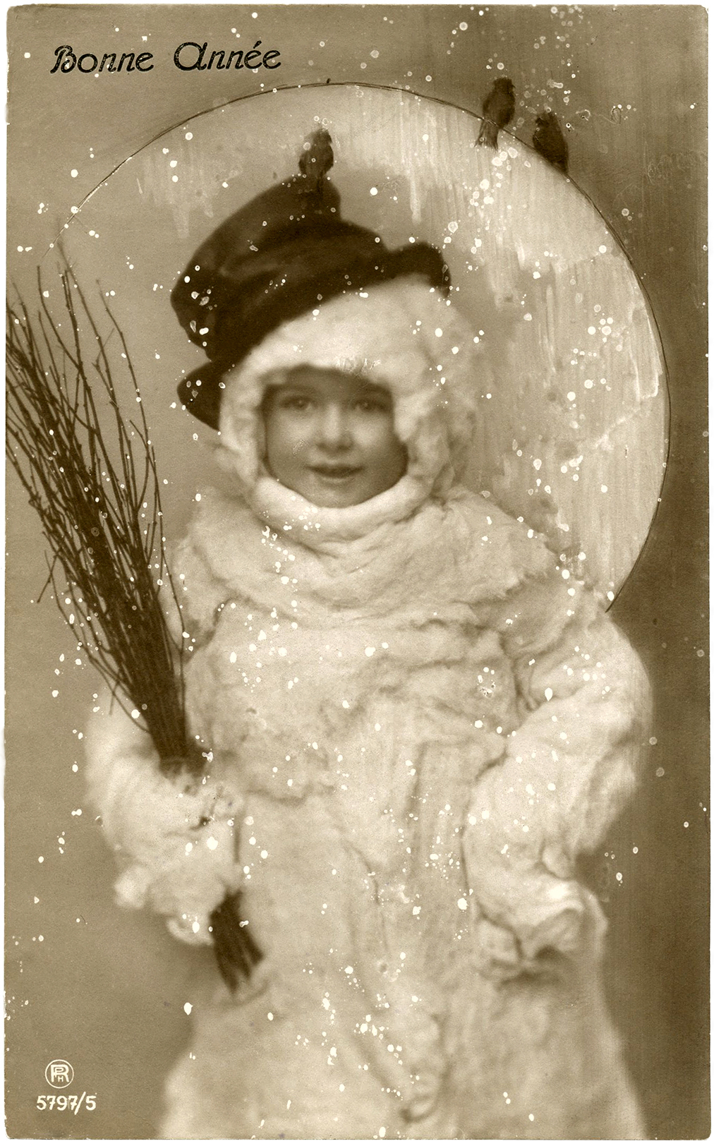 Vintage Snowman Image - Funny Old Photo - The Graphics Fairy