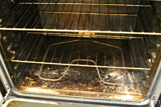 Oven cleaning: Use the 'old hanger' method to 'easily' clean