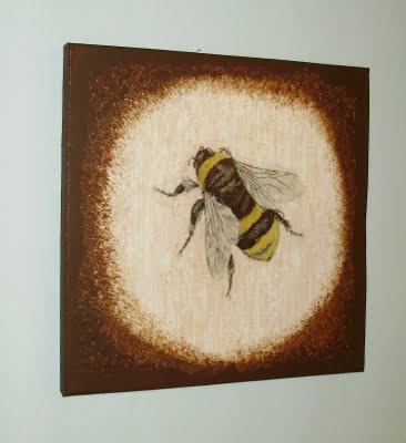 Bumblebee wall decor