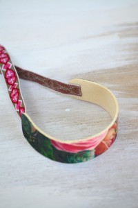 How to Make Popsicle Stick Bracelets! - The Graphics Fairy