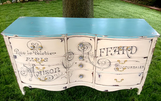 16 Gorgeous Blue Painted Furniture Projects The Graphics Fairy