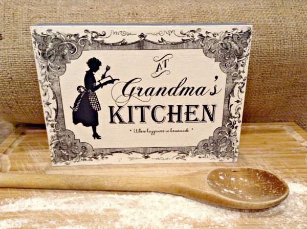 DIY Grandma S Kitchen Sign Reader Feature The Graphics Fairy   IMG 2183 