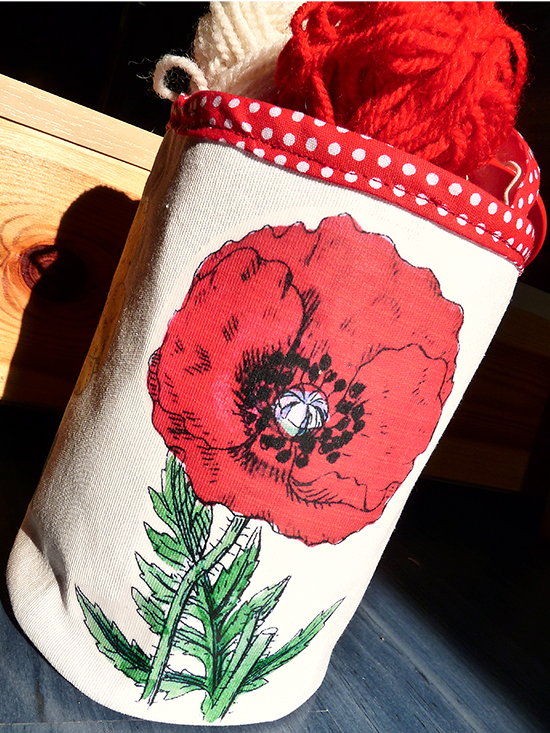 Red poppy flower bag