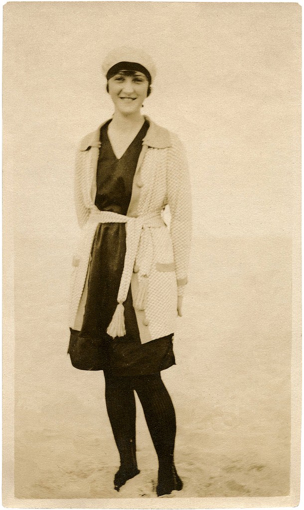 Vintage Bathing Suit Lady Image