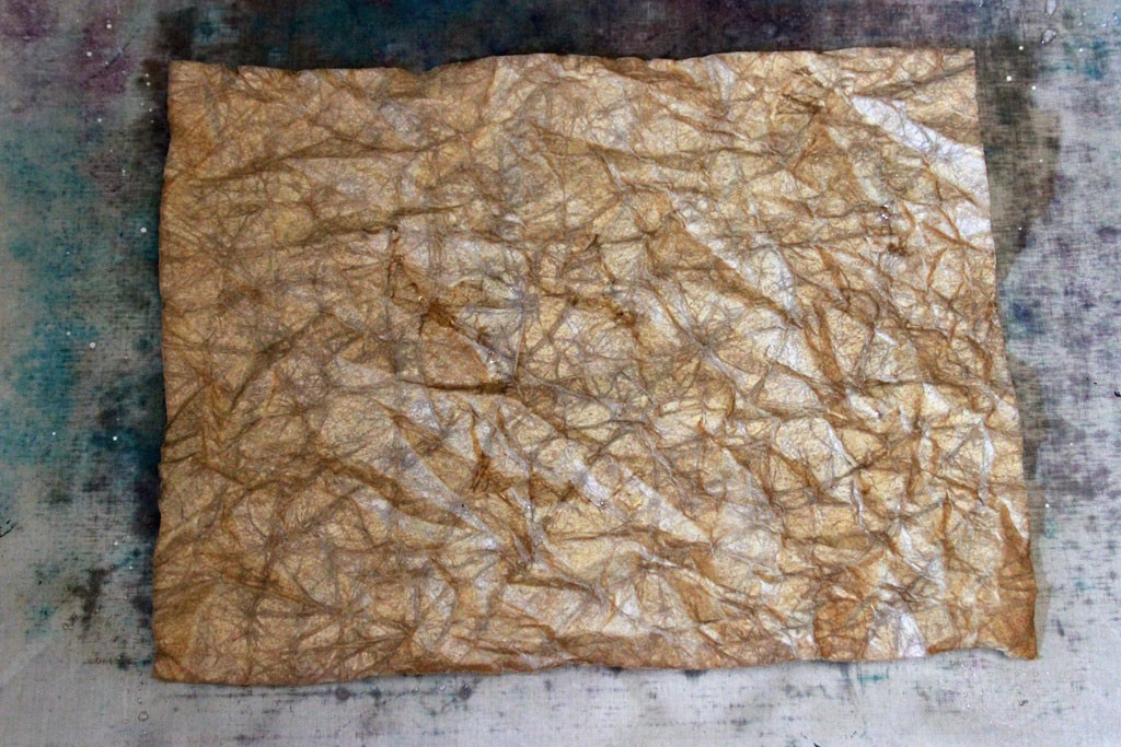 How to Make Faux Rocks out of Crumpled Brown Paper, eHow