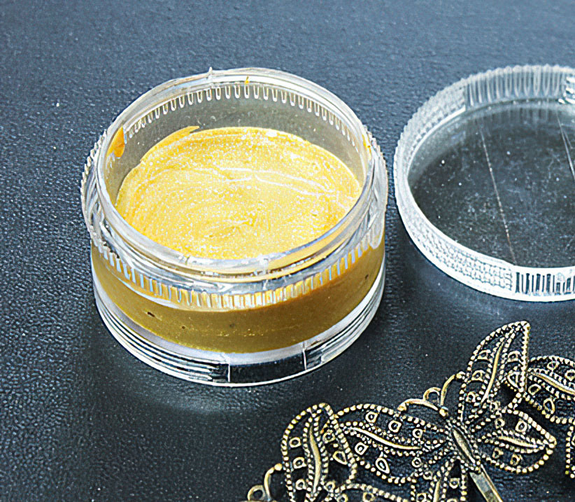 How To Make Your own Gilding Wax! - The Graphics Fairy