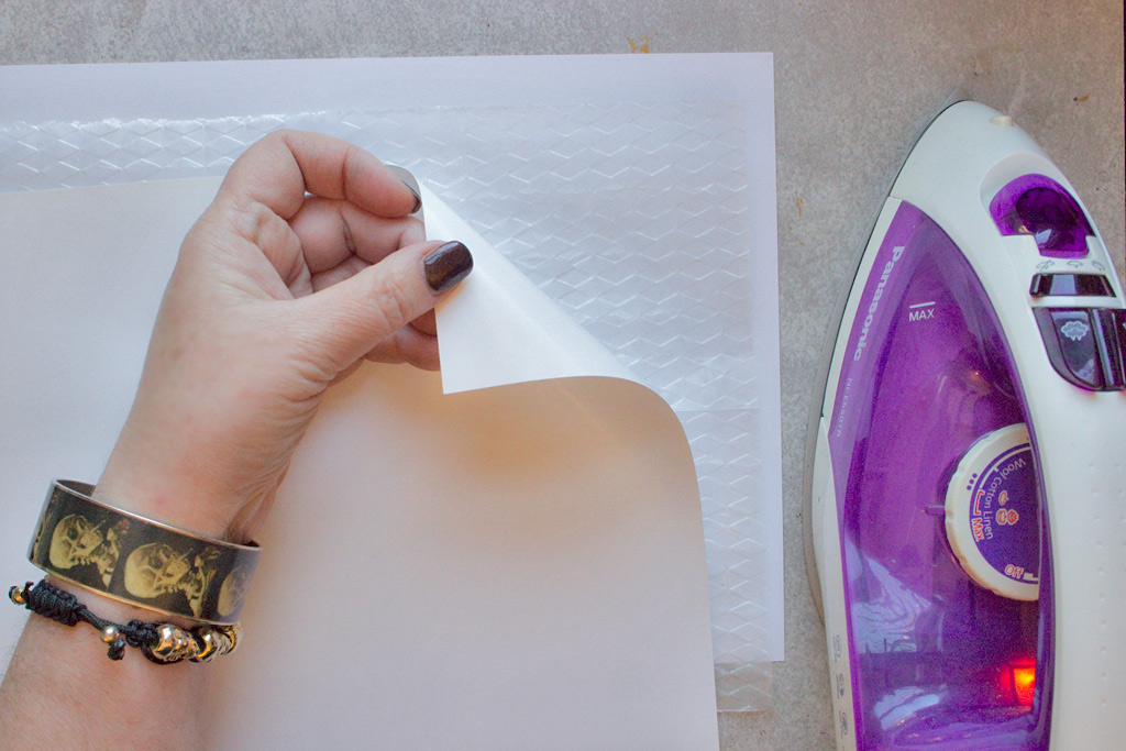 Eight Great Wax Paper Crafts - Craftfoxes