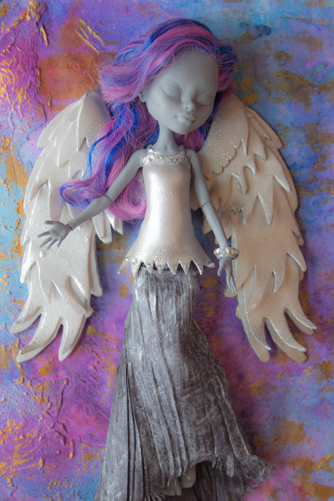 doll angel wings