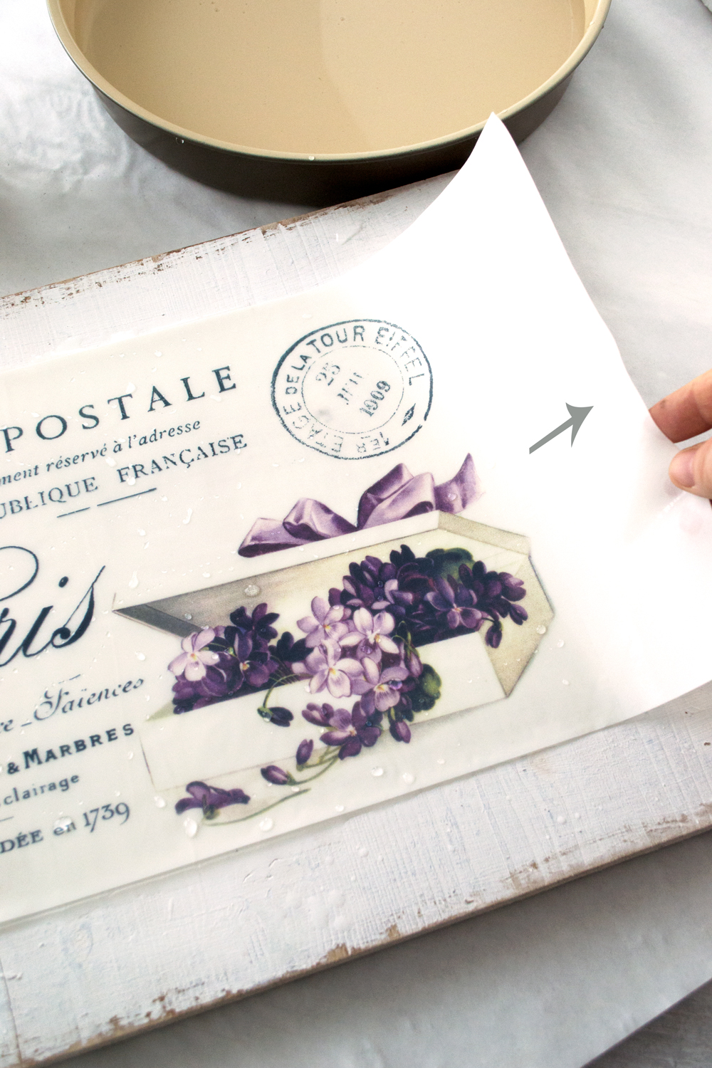 DIY Shabby French postcard sign with fancy violets project & free printable!