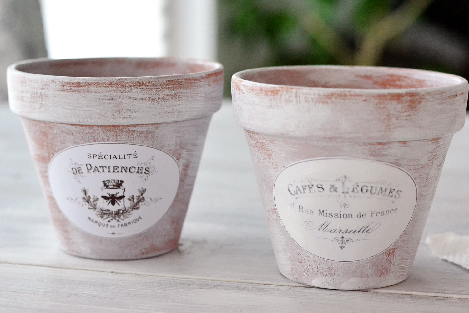 Best Paint for Terracotta Clay Pots! - The Graphics Fairy