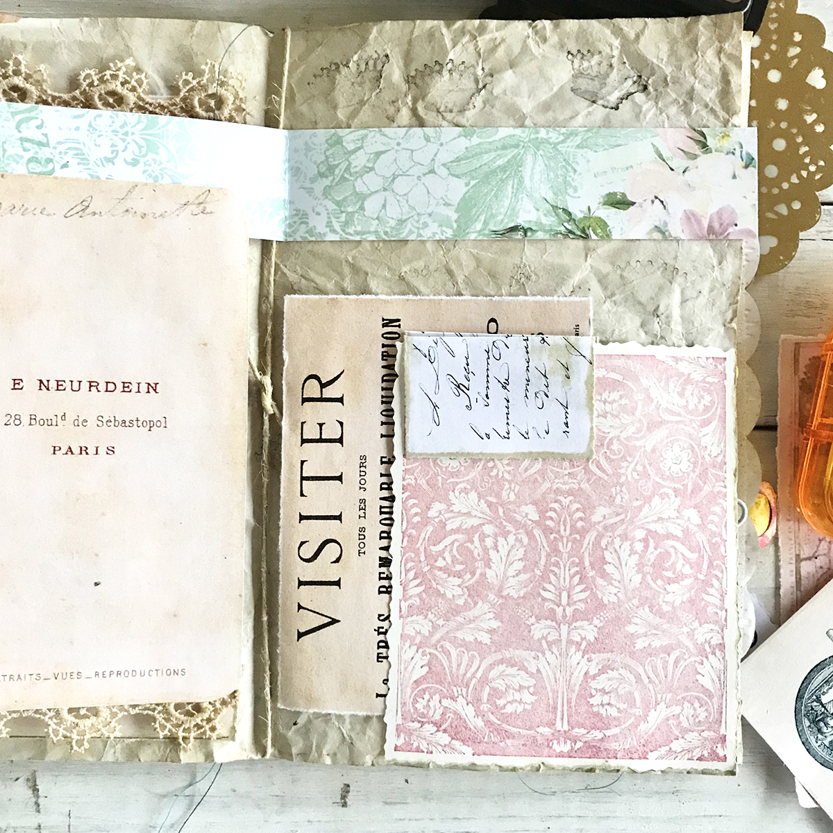 Bible Journaling Junk Journal Style! - Rebecca E. Parsons