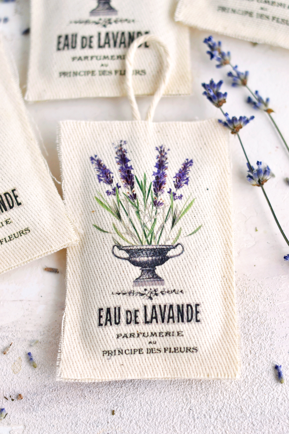 Purple Hues and Me: DIY Lavender Bags A Fresh Alternative