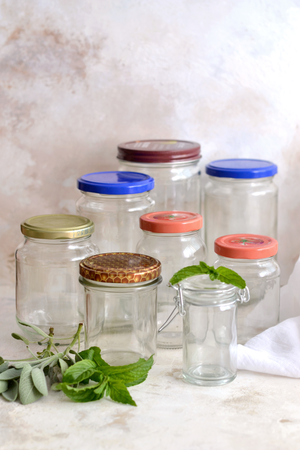 DIY Herbs and Spices Apothecary Jars - Dreams Factory