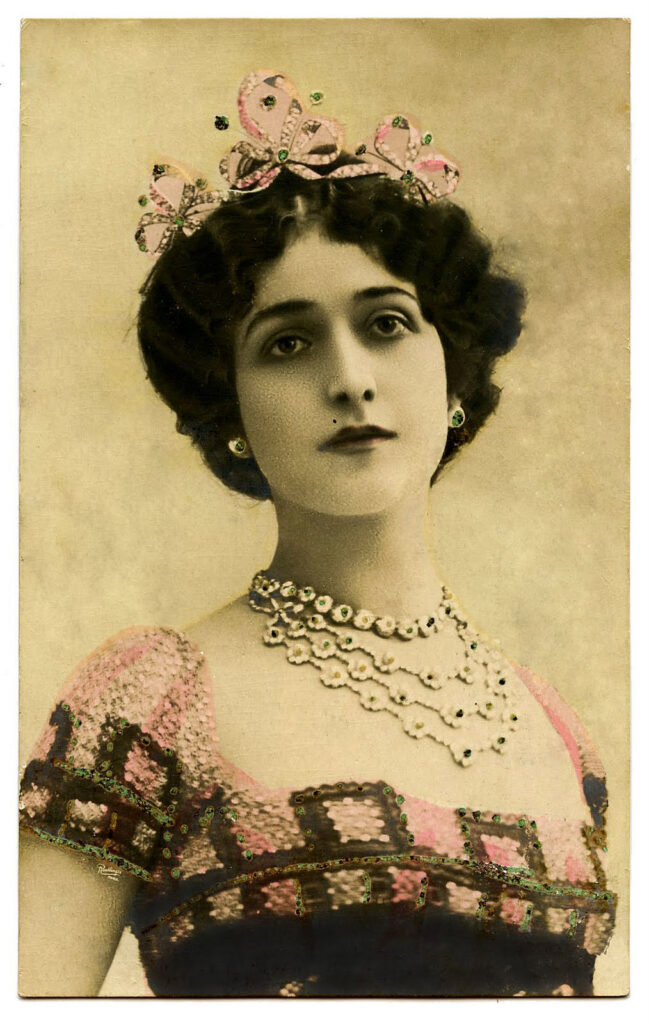 Lina Cavalieri actress crown image