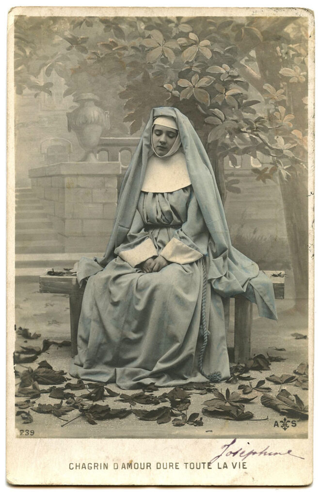 French Nun blue habit photo image