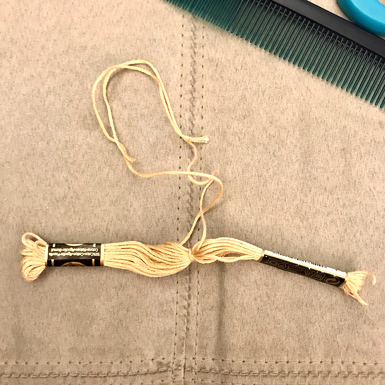 How to Make a Mini Tassel with Embroidery Floss