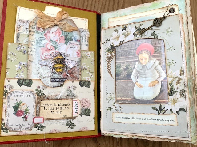Bumble Bee Tag Junk Journal Pocket Floral Frame page spread