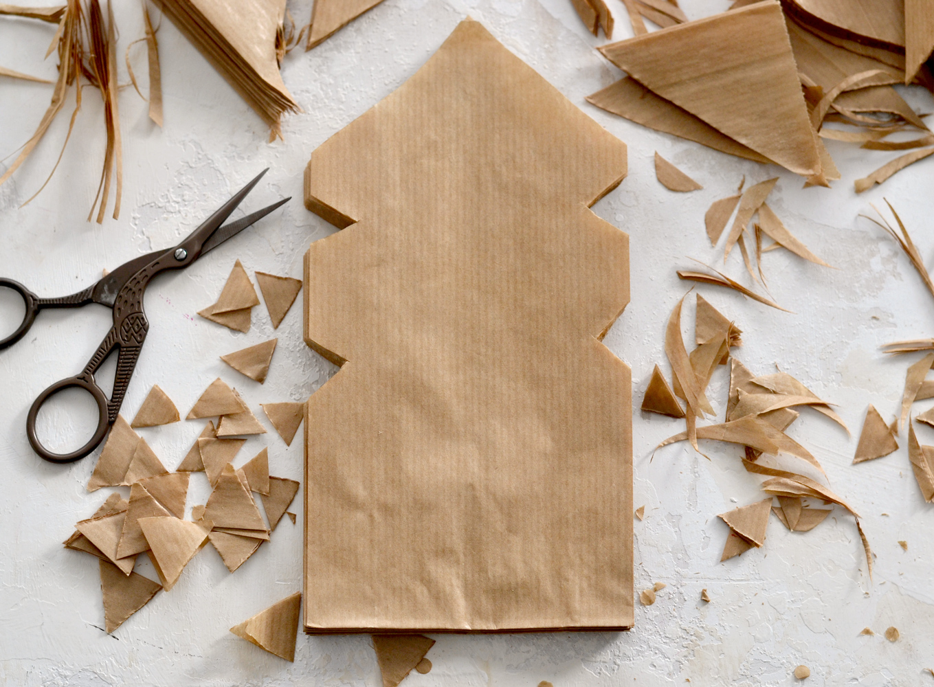 How to cut the design of the third paper bag star