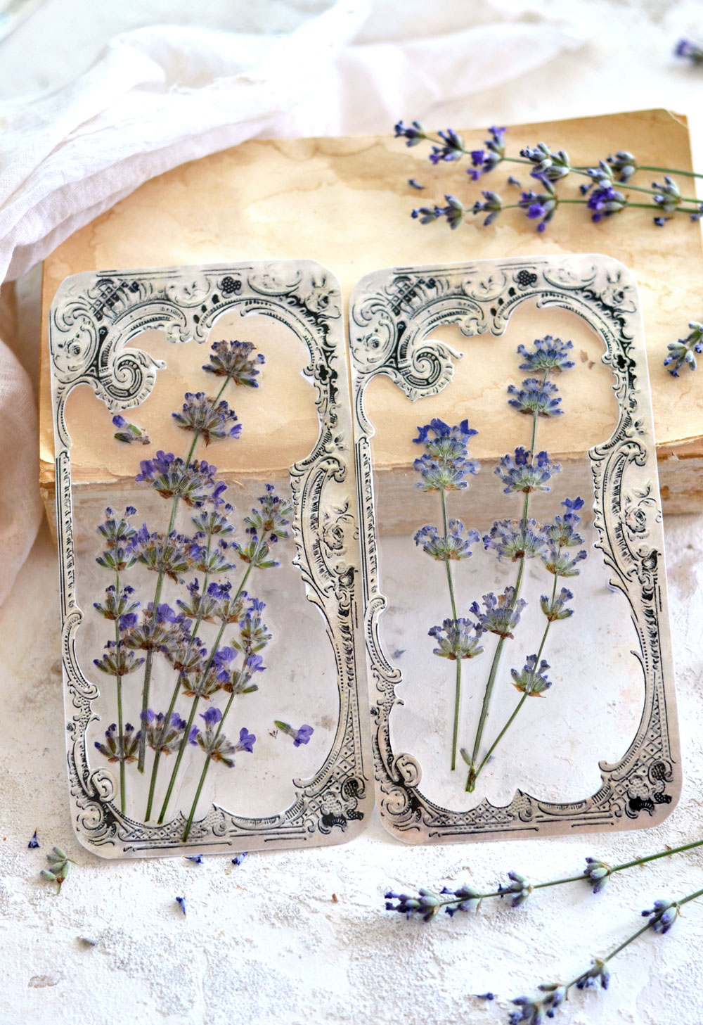 DIY Pressed Flowers Crafts