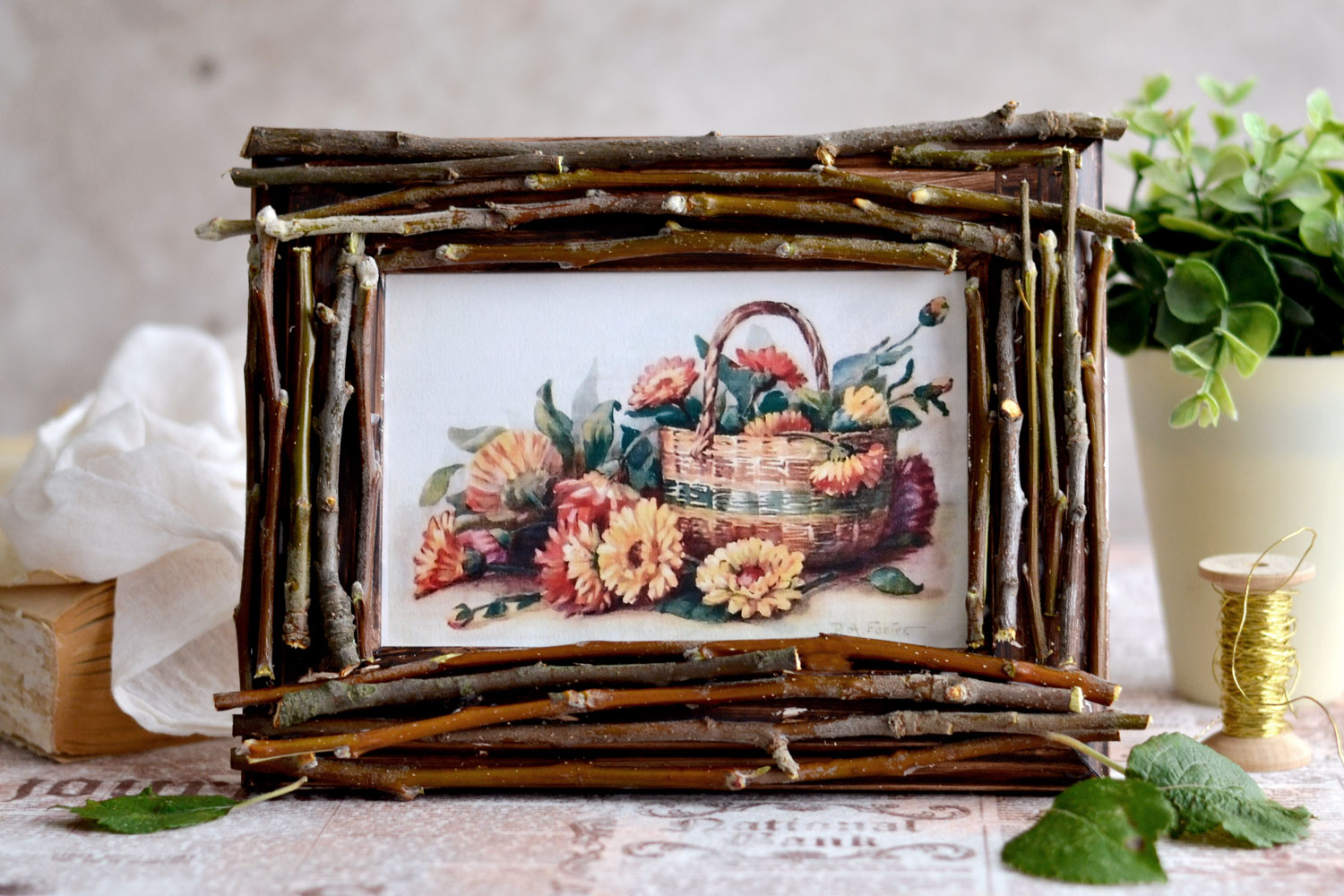 Help Kids Make a Rustic Frame for Dad