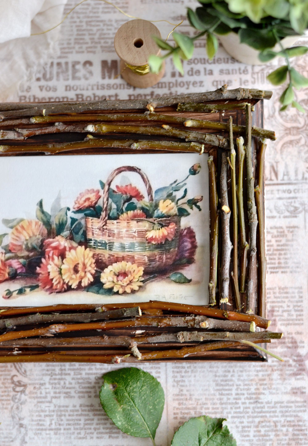 Twig Frame Rustic Home Decor - Easy Peasy Creative Ideas