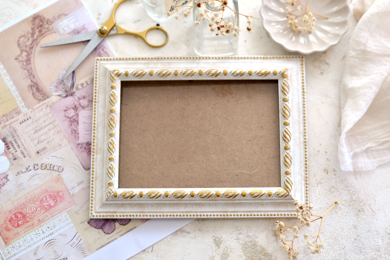 DIY Framed Dry Erase Board - Love Grows Wild