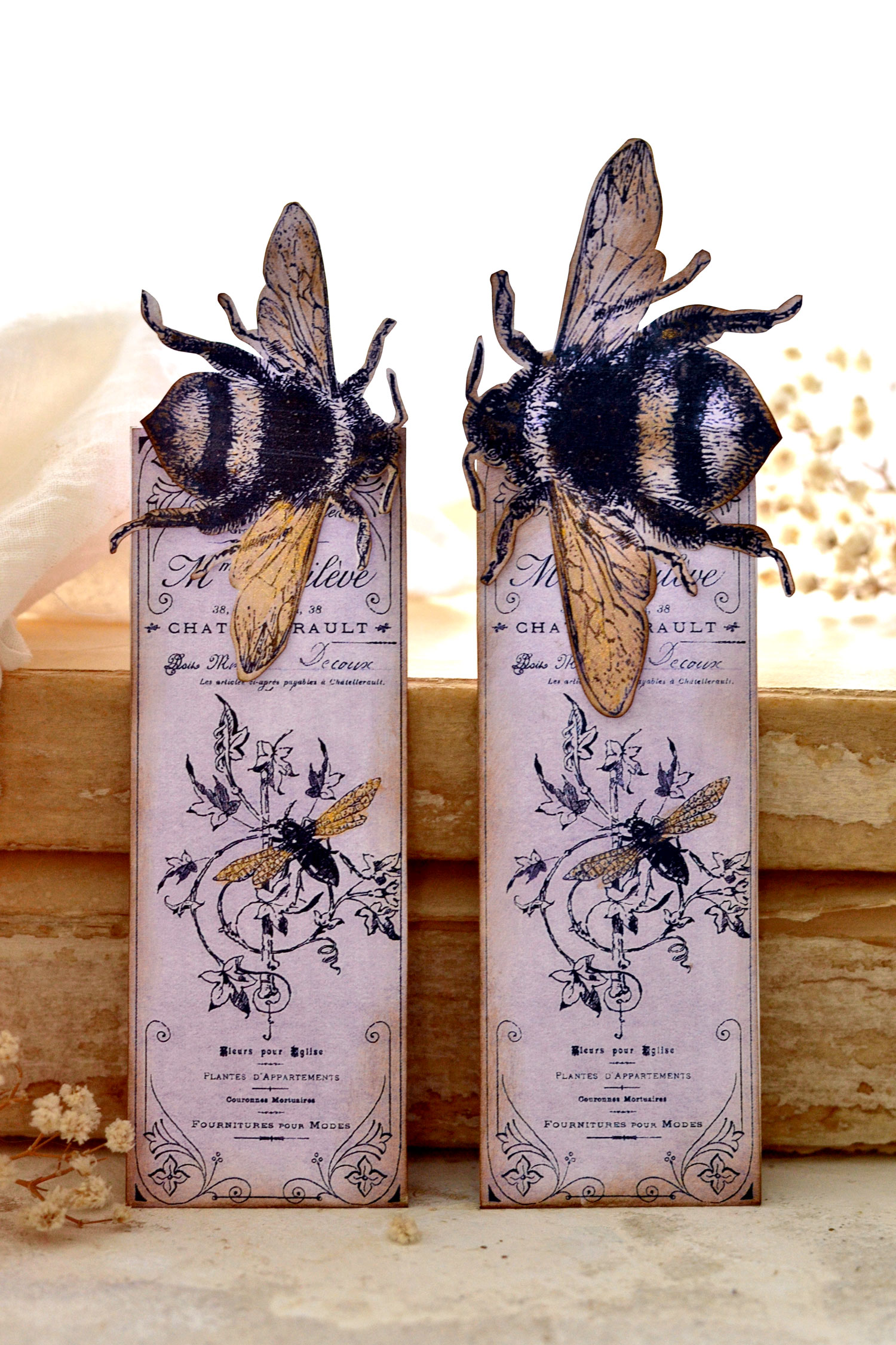 oversized bee bookmarks