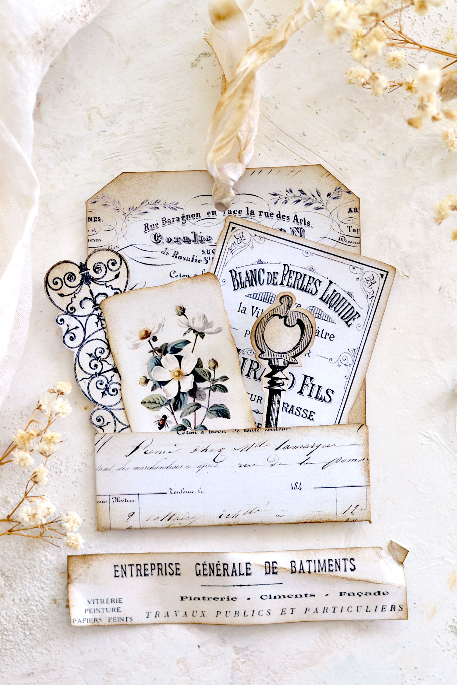 How to Make a Junk Journal: (Free Online Course)! - The Graphics Fairy