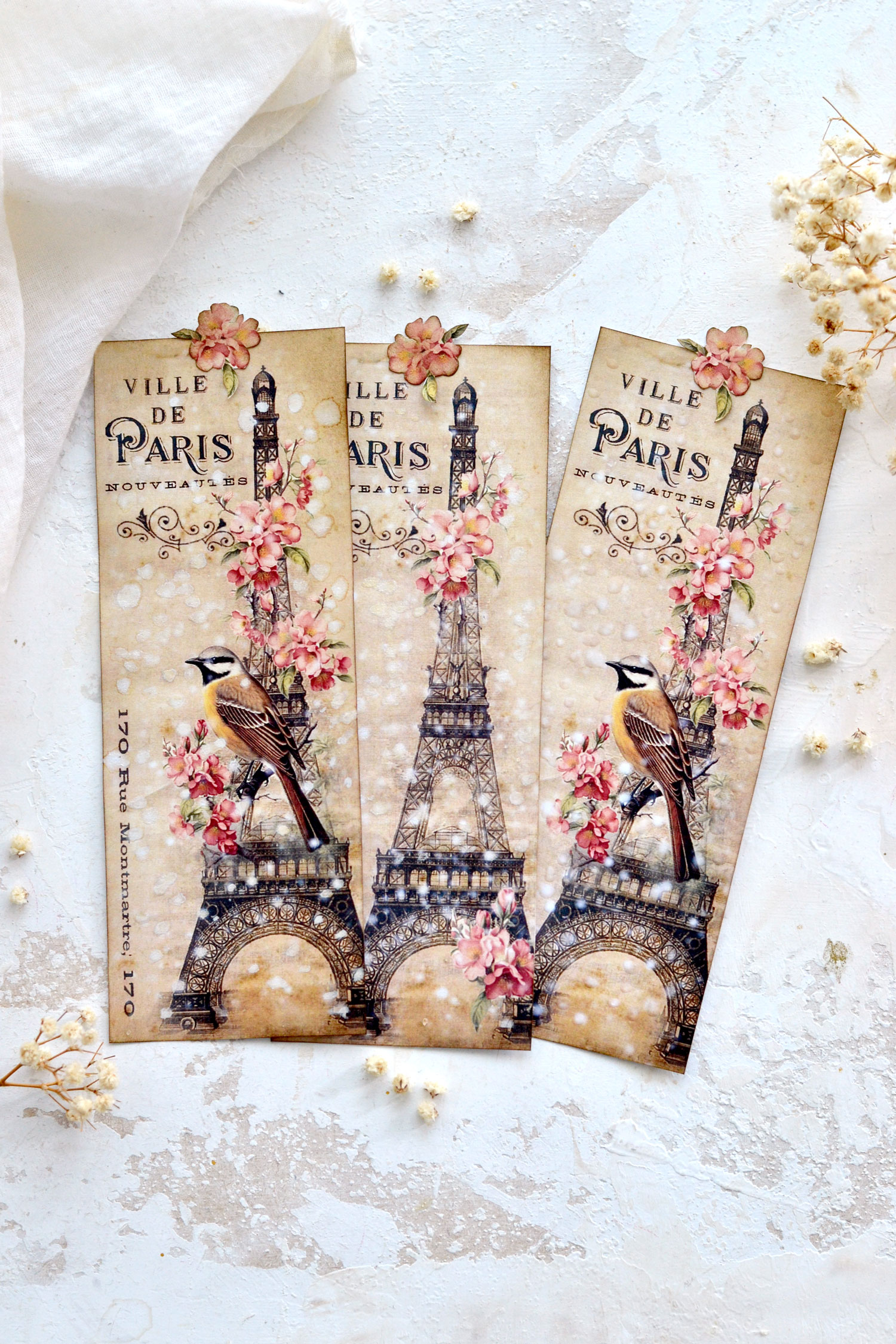 Printable Christmas Eiffel Tower Bookmarks 