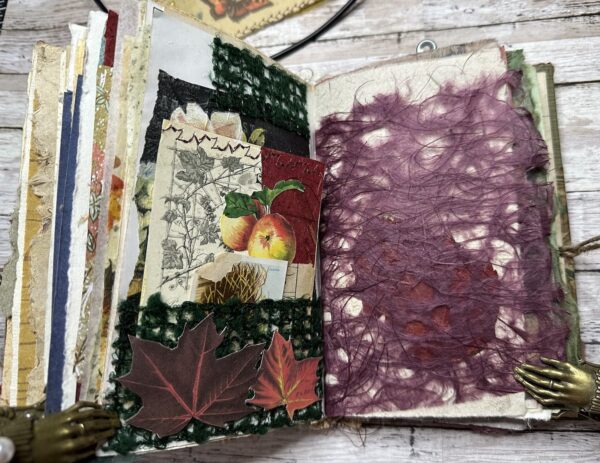 Journal page with tuckspot and autumn leaves