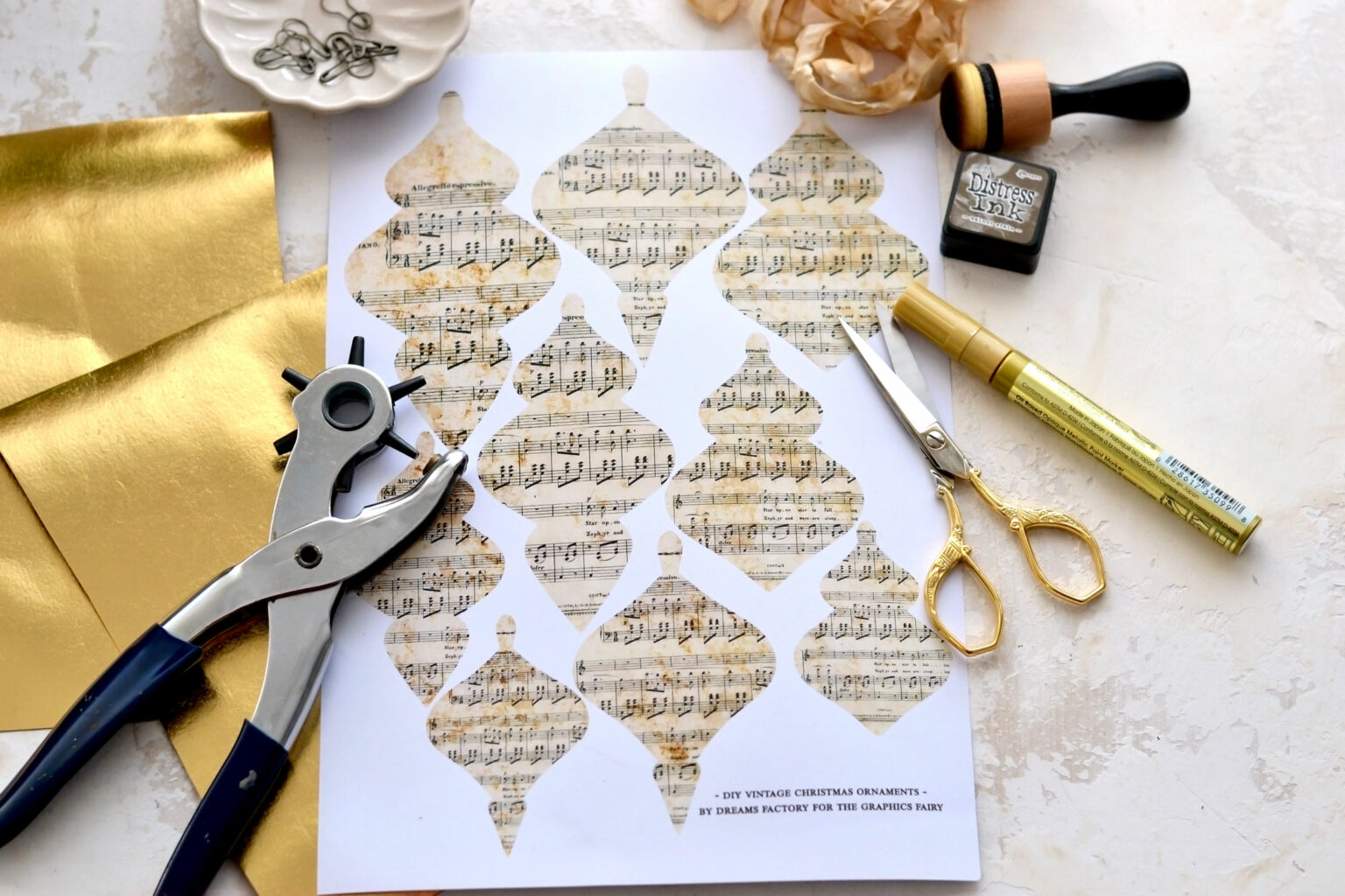DIY Sheet Music Christmas Ornaments! - The Graphics Fairy