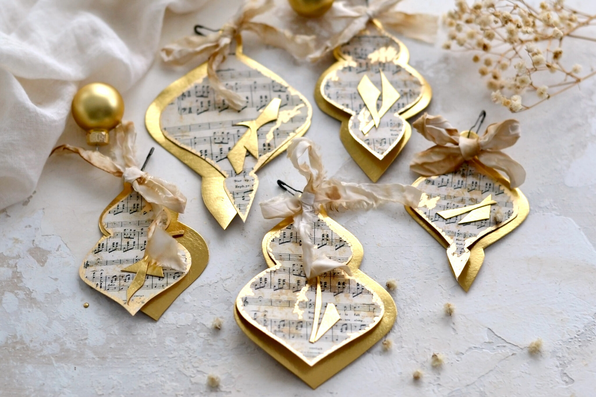 DIY Sheet Music Christmas Ornaments! - The Graphics Fairy